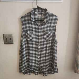 🎉 Black & White Plaid Tank Top